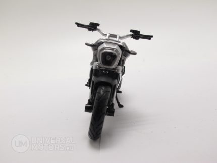 Модель мотоцикла DUCATI XDIAVEL S 1:18