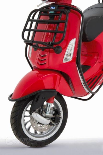 Черная защита лицевой стороны Vespa Primavera/Sprint/Elettrica