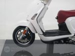 Коллекционная модель скутера KYMCO Like